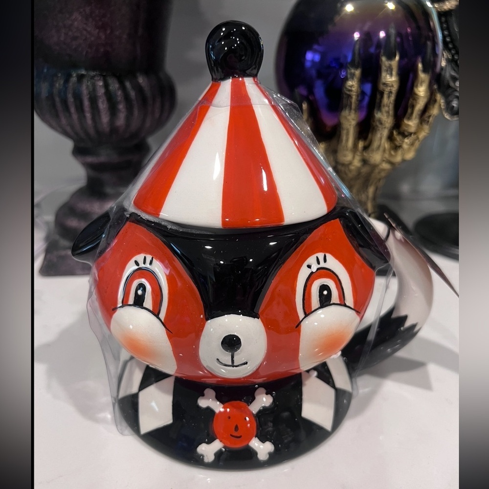 Carnival Cottage Johanna Parker Halloween Circus Dog Mug With Lid HTF - Picture 3 of 5